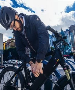 Casque Abus Pedelec 1.1 Titane 9 Casque Abus Pedelec 1.1 Titane -Vélos Soldes 2023 casque abus pedelec 11 titane 3