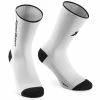 Chaussettes Assos RS Superleger - Blanc/Noir 2 Chaussettes Assos RS Superleger - Blanc/Noir -Vélos Soldes 2023 chaussettes assos rs superleger blanc noir