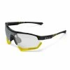 Lunettes Scicon Aerotech SCN-XT Noir/Jaune Verres Photochromiques Argent -Vélos Soldes 2023 lunettes scicon aerotech scn xt noir jaune verres photochromiques argent